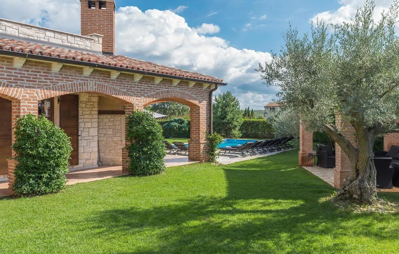 Luxury Unique Stone Villa Rustica In Istria Barat