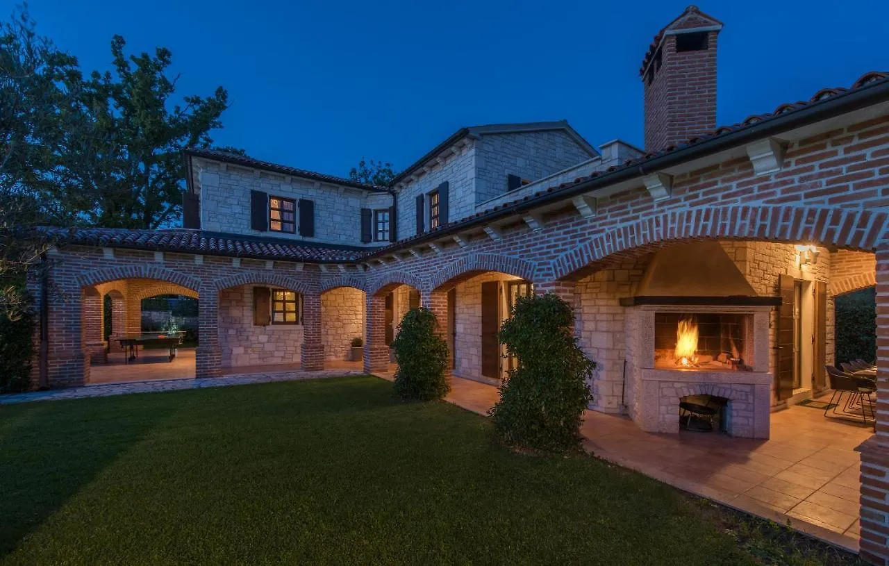 Luxury Unique Stone Villa Rustica In Istria Barat  0*, Barat (Porec)